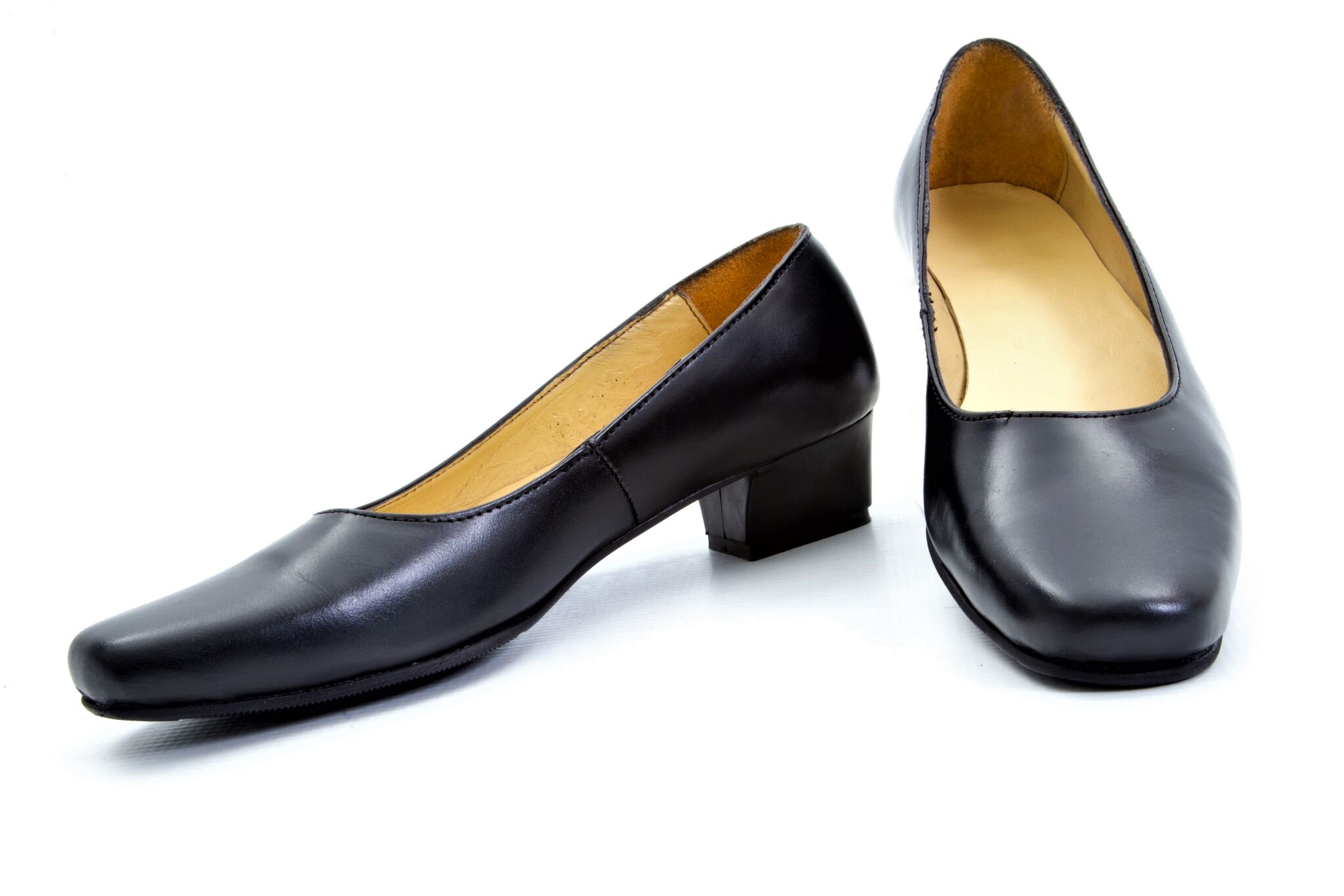 Reduced to Clear: Size 5 1/2 Plain Black Leather Female Court Shoes